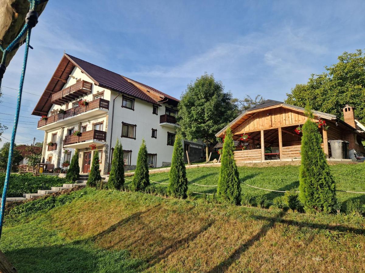 Vila Ograda De La Munte Bran  Exteriér fotografie