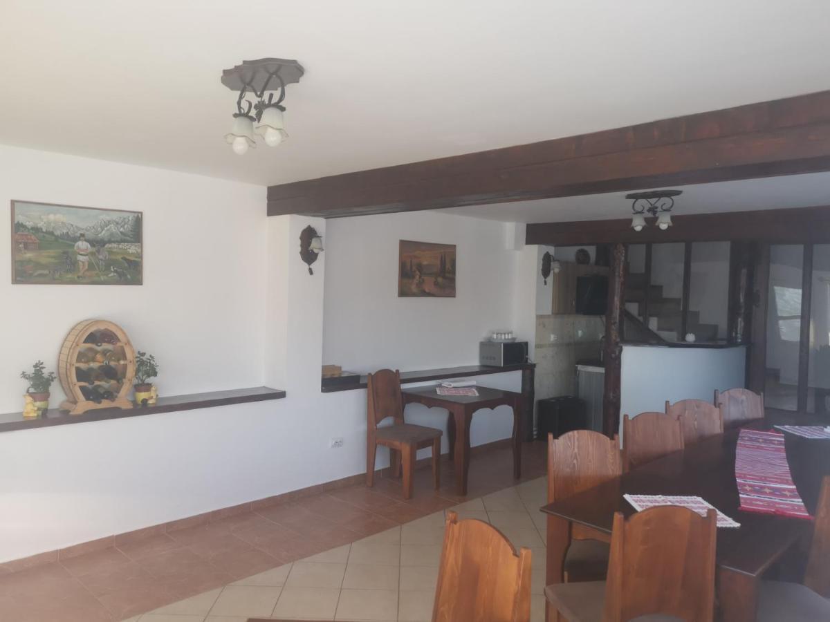 Vila Ograda De La Munte Bran  Exteriér fotografie